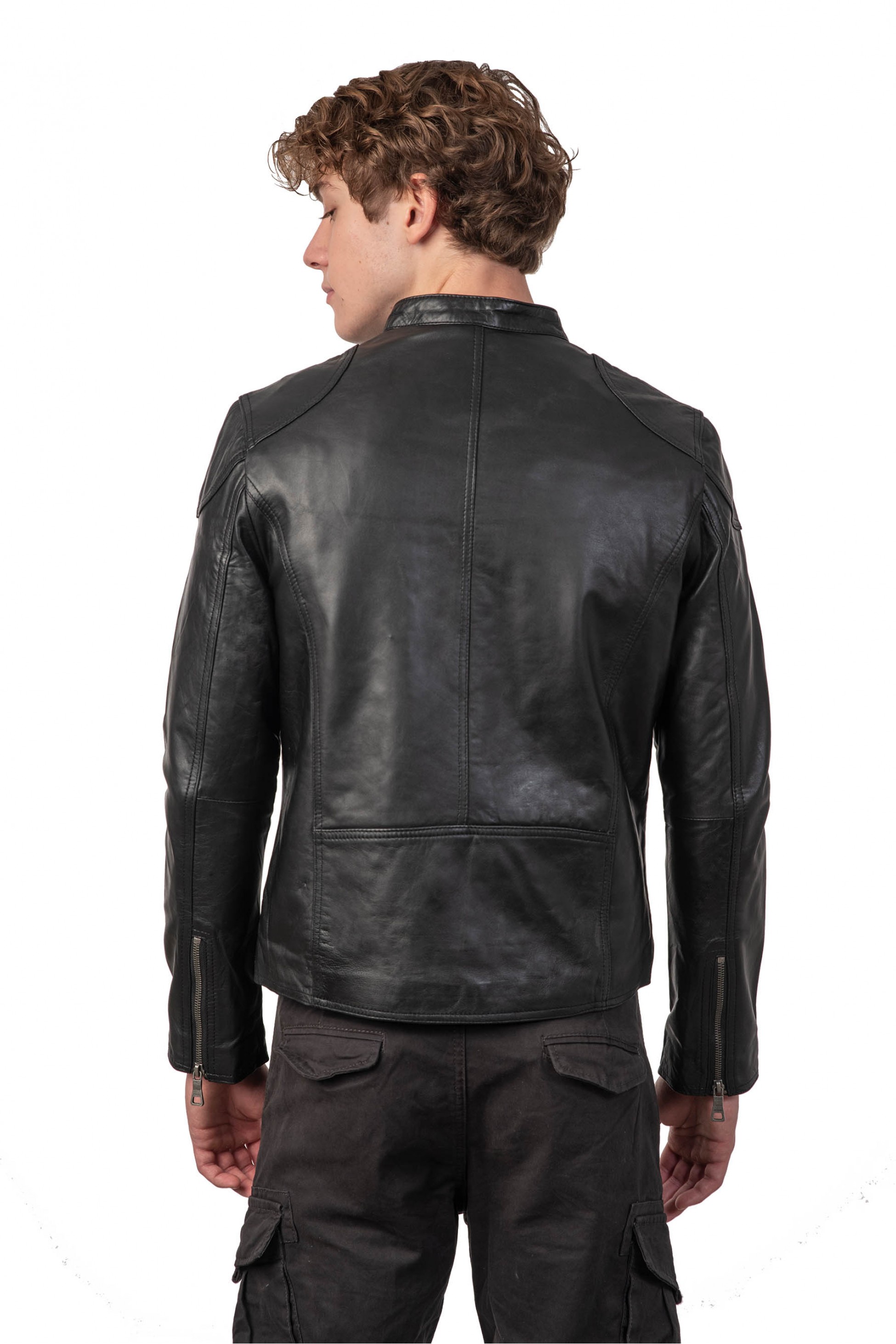 ROMEO SHEEP BLACK - ΑΥΘΕΝΤΙΚΟ ΑΝΤΡΙΚΟ ΜΑΥΡΟ ΔΕΡΜΑΤΙΝΟ ΜΠΟΥΦΑΝ